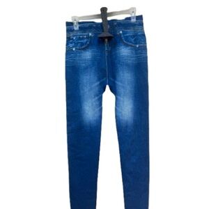 NWOT Stylish Blue Denim jeggings